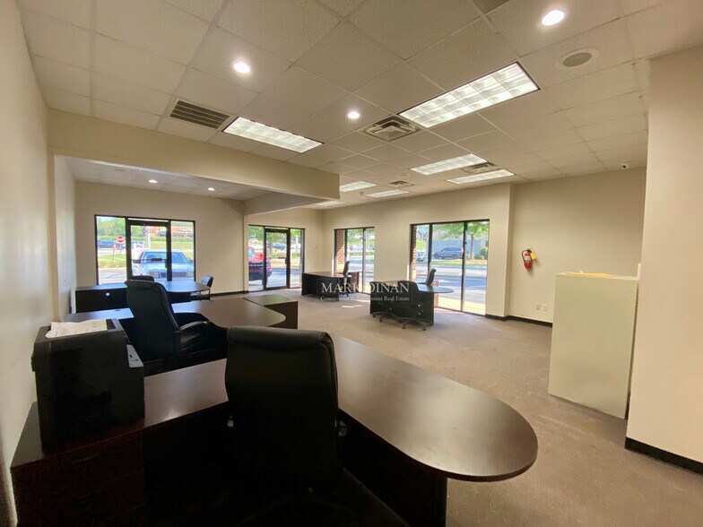 37 Buck Creek Plz, Alabaster, AL à louer - Photo de l’immeuble – Image 3 sur 10