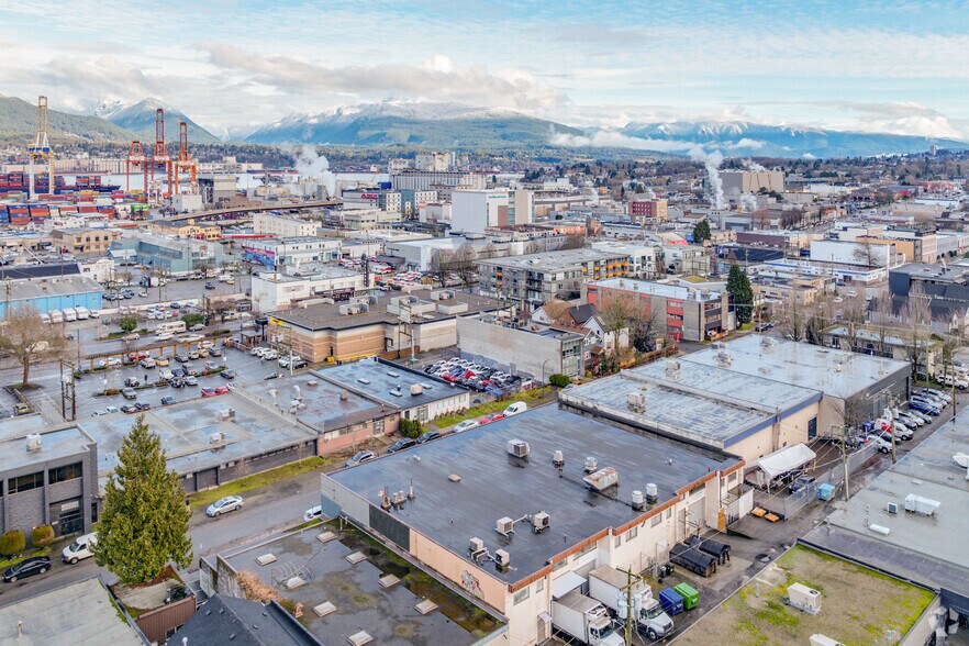 1435 Pender St E, Vancouver, BC à vendre - Aérien – Image 2 sur 6