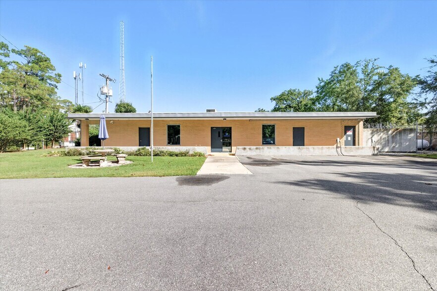 1816 Old St Augustine Rd, Tallahassee, FL à vendre - Photo de l’immeuble – Image 3 sur 37