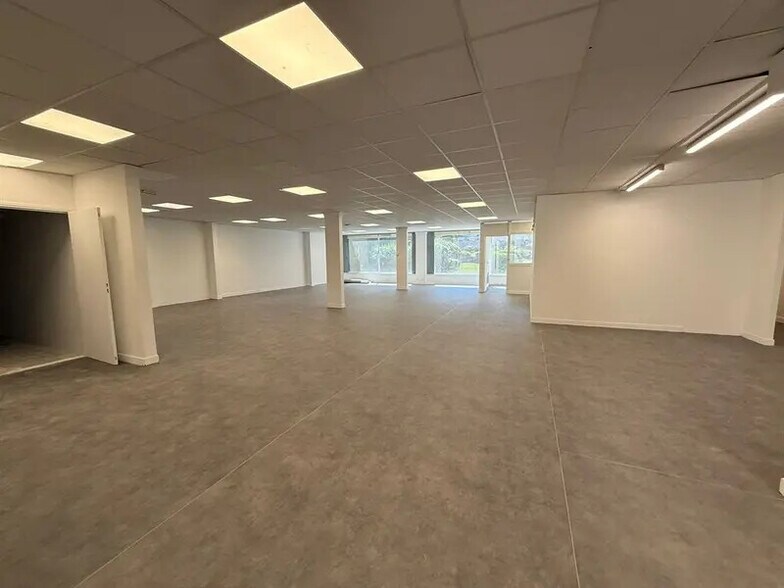 Local commercial dans Boulogne-Billancourt à louer - Photo intérieure – Image 1 sur 4