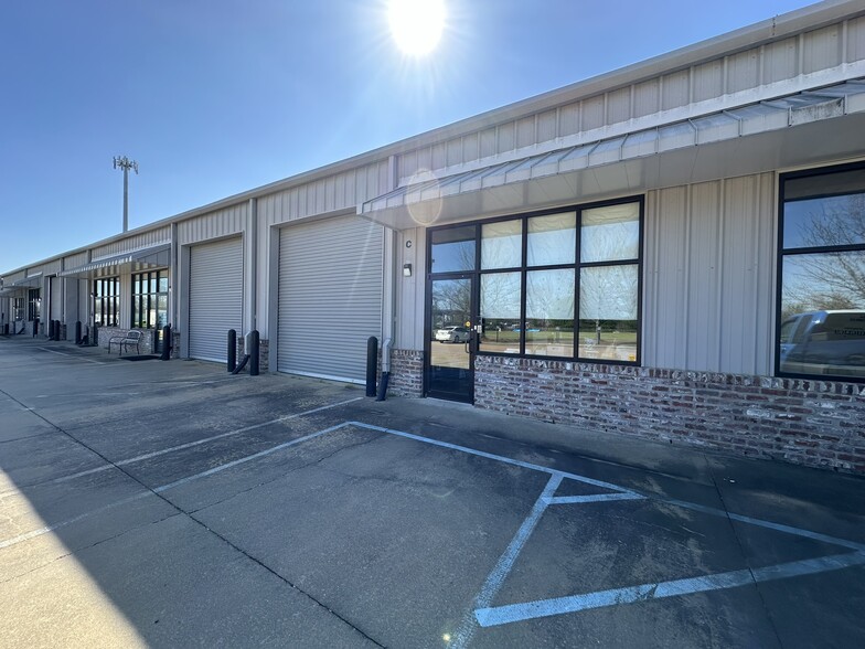 110 Lexington Dr, Madison, MS à louer - Photo de l’immeuble – Image 2 sur 10