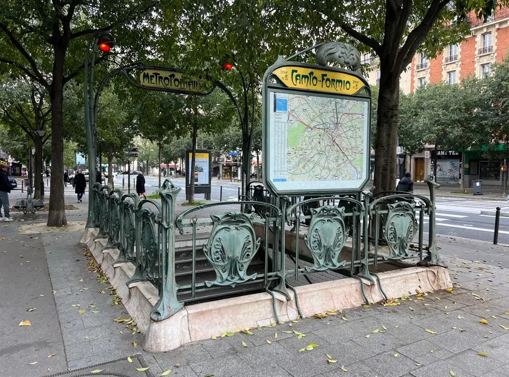 Local commercial dans Paris à vendre Photo de l’immeuble– Image 1 sur 5