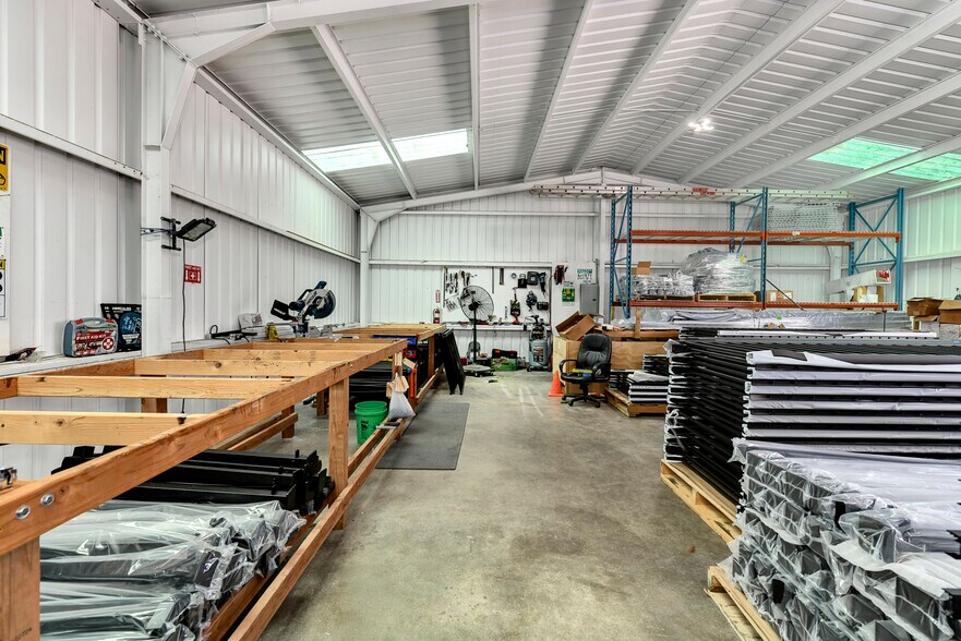 285 W Broadway St, Peculiar, MO à vendre - Photo de l’immeuble – Image 3 sur 7