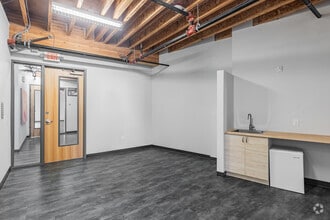 2512 SE 25th Ave, Portland, OR à louer Photo intérieure– Image 1 sur 2