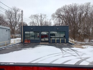 Plus de détails pour 1330 Mentor Ave, Painesville, OH - Bureau/Local commercial à louer