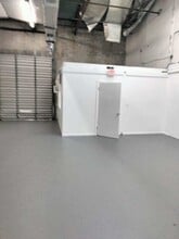 18227-18243 NE 4th Ct, Miami, FL à louer Photo de l’immeuble– Image 2 sur 4