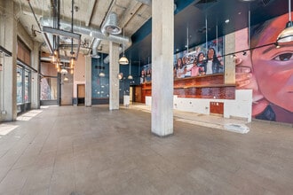 603 S Spring St, Los Angeles, CA à louer Photo intérieure– Image 2 sur 15