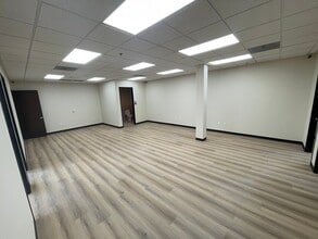 8991 W Flamingo Rd, Las Vegas, NV à louer Photo intérieure– Image 2 sur 9