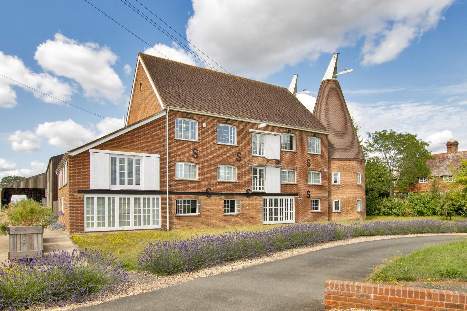Whetsted Rd, Five Oak Green à louer Photo principale– Image 1 sur 5