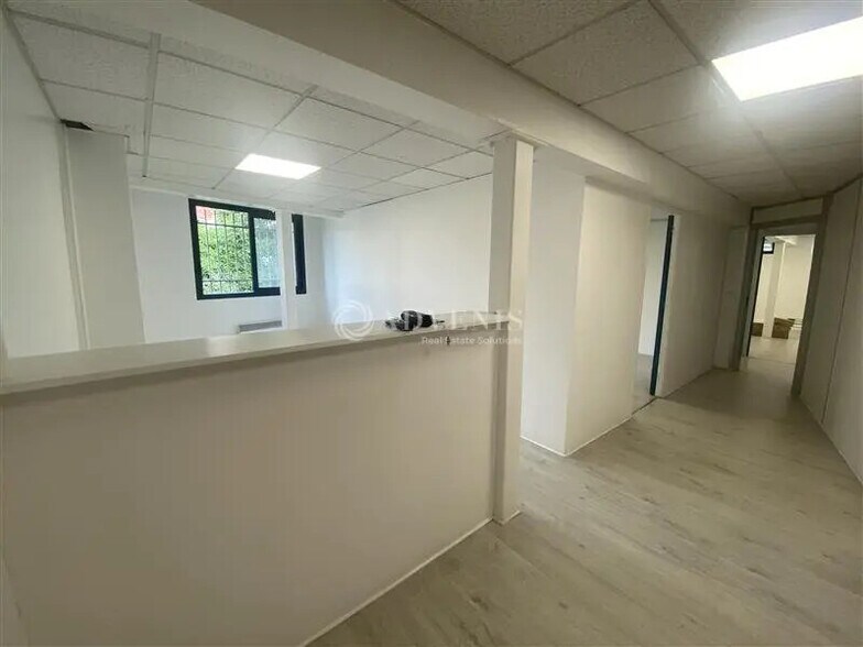 Bureau dans Vitry-sur-Seine à louer - Photo de l’immeuble – Image 2 sur 9