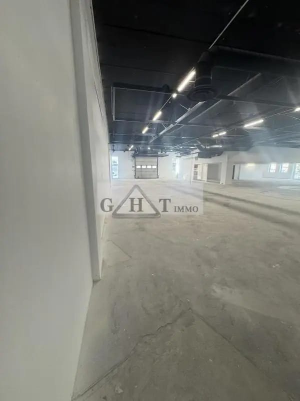 Industriel/Logistique dans Ivry-sur-Seine à louer Photo intérieure– Image 1 sur 7