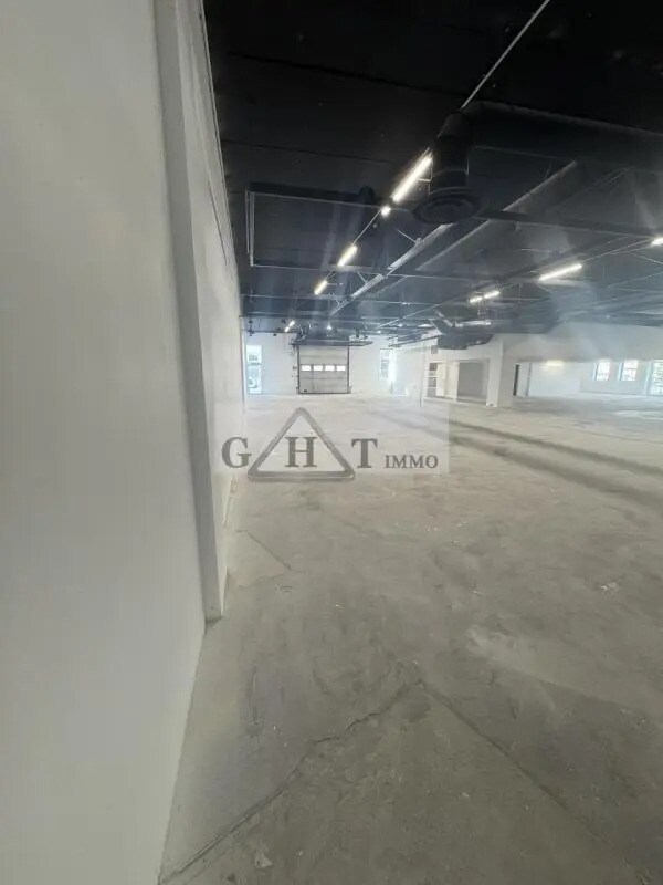 Plus de détails pour Industriel/Logistique à louer