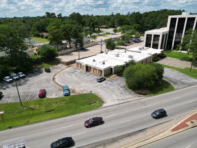 3025 & 3027 S SE 323 loop, Tyler, TX à vendre - Photo de l’immeuble – Image 2 sur 8