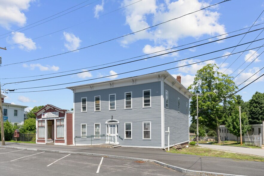 18 Central St, Brookfield, MA à vendre - Photo de l’immeuble – Image 3 sur 13