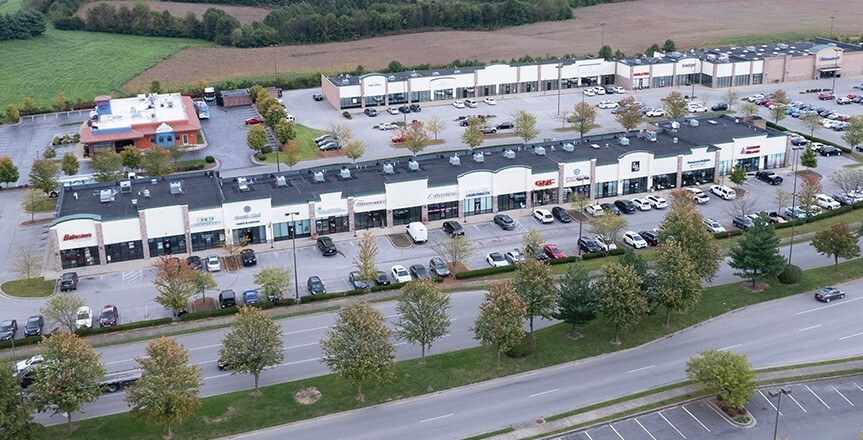 231-267 E Brannon Rd, Nicholasville, KY à louer - Photo de l’immeuble – Image 2 sur 4