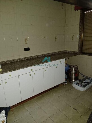 Plus de détails pour Local commercial à vendre