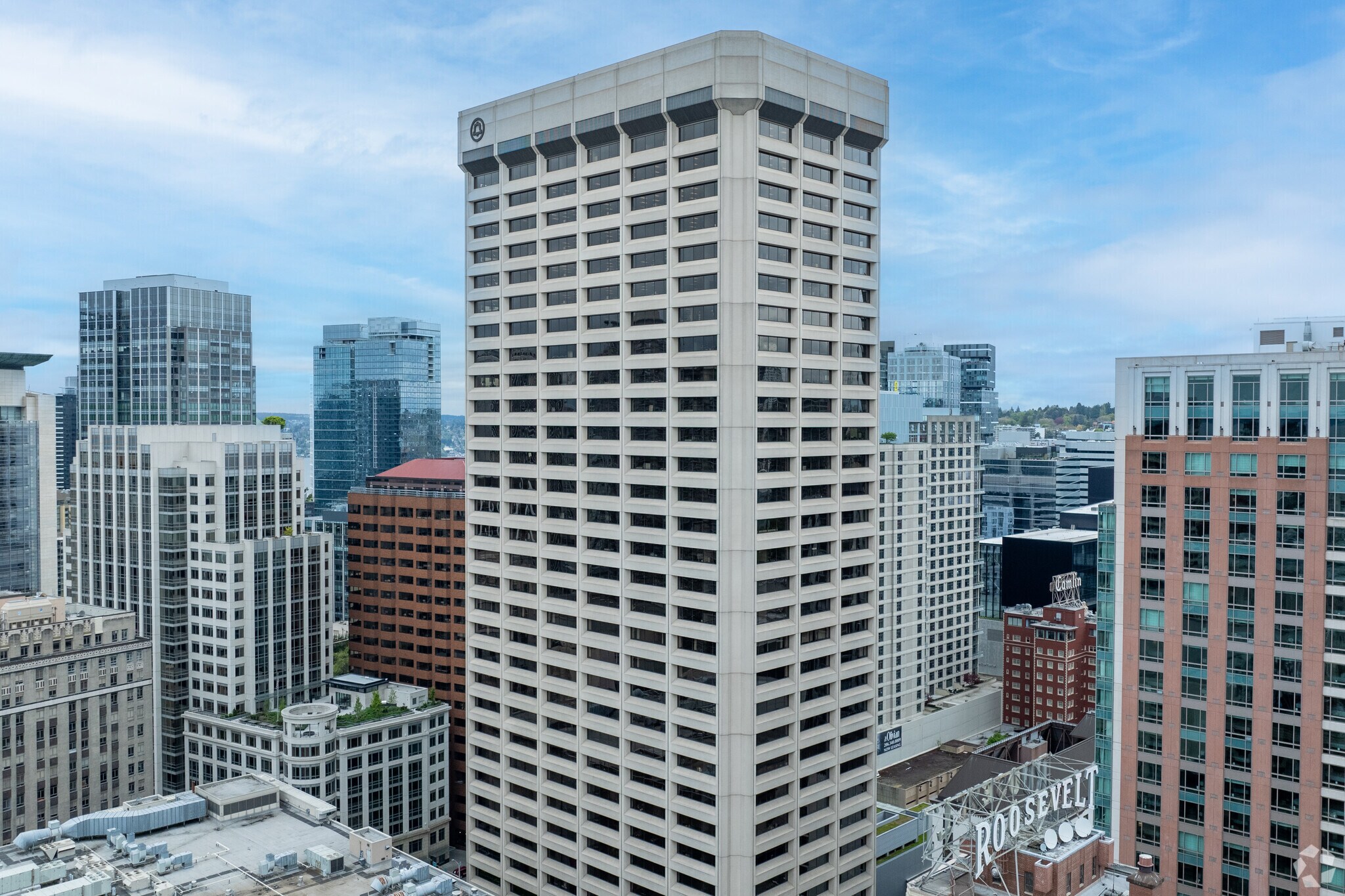 1600 7th Ave, Seattle, WA à louer Photo principale– Image 1 sur 25