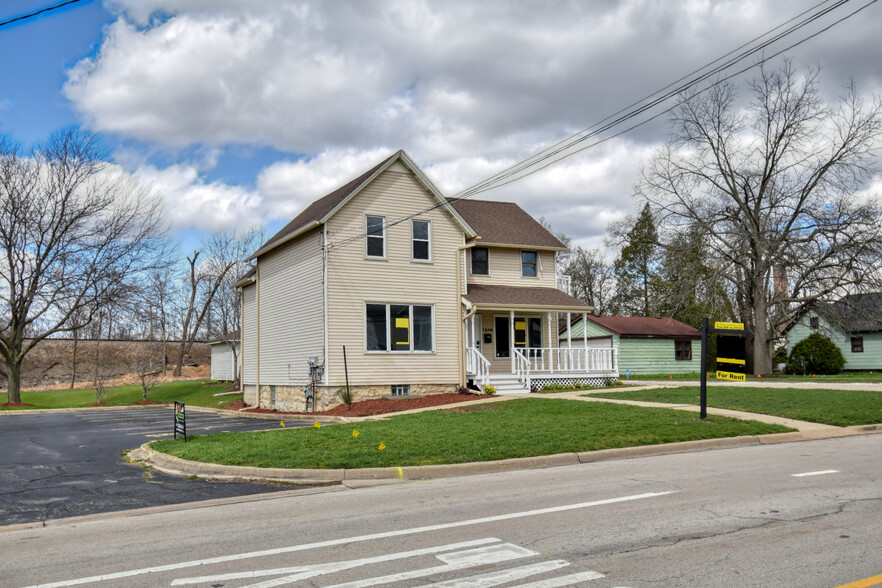 1208 Lisle Plz, Lisle, IL à louer - Photo de l’immeuble – Image 3 sur 15