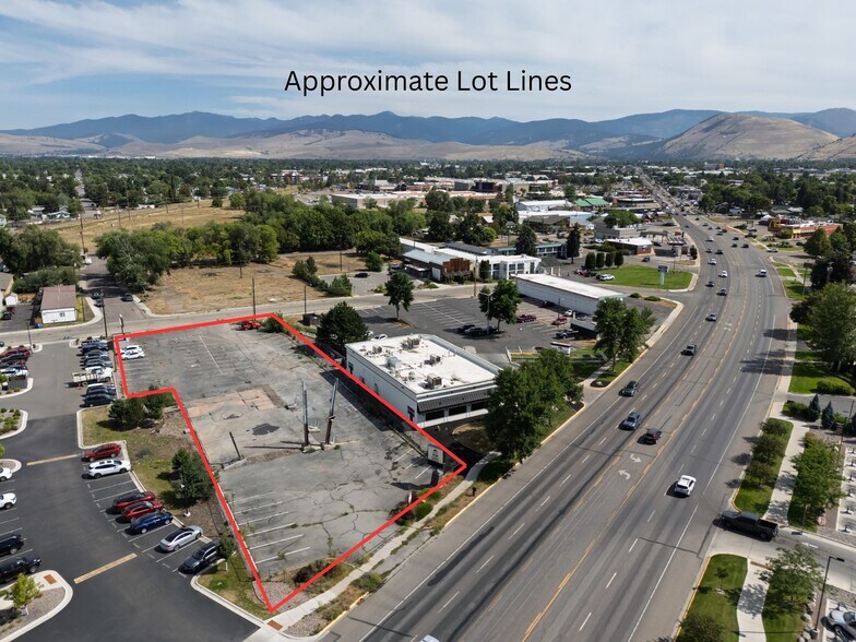 3521 Brooks St, Missoula, MT à louer - Photo principale – Image 1 sur 11