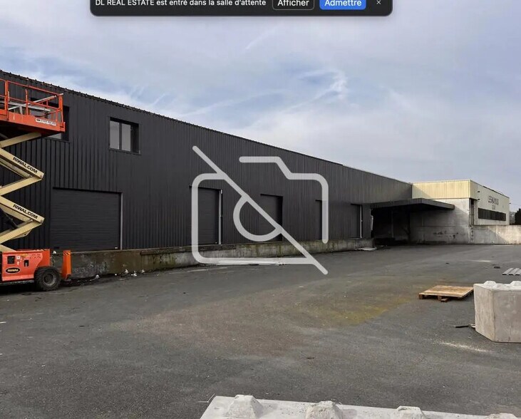 Industriel/Logistique dans Thiais à louer - Photo de l’immeuble – Image 3 sur 3