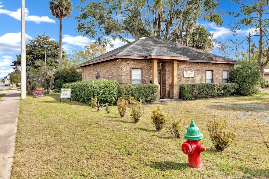 121 SE Hernando Ave, Lake City, FL à vendre - Photo de l’immeuble – Image 2 sur 22