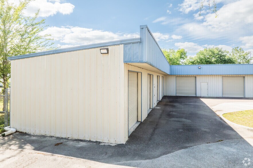 200 NE Commercial Cir, Keystone Heights, FL à vendre - Photo de l’immeuble – Image 2 sur 6