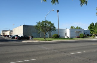 Plus de détails pour 3304 Peacekeeper Way, Mcclellan, CA - Industriel/Logistique à louer