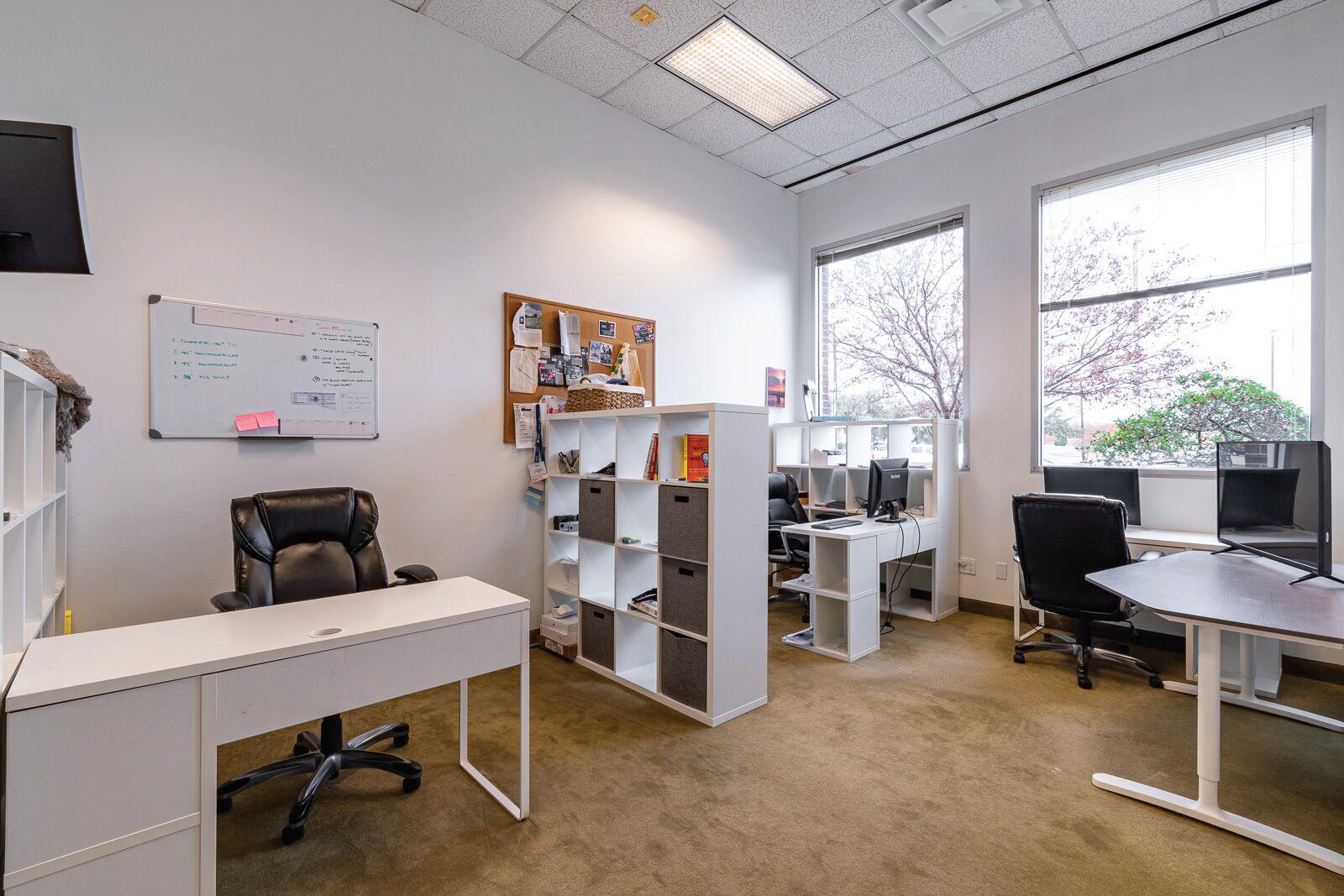 6851 NE Loop 820, North Richland Hills, TX à louer Photo intérieure– Image 1 sur 2