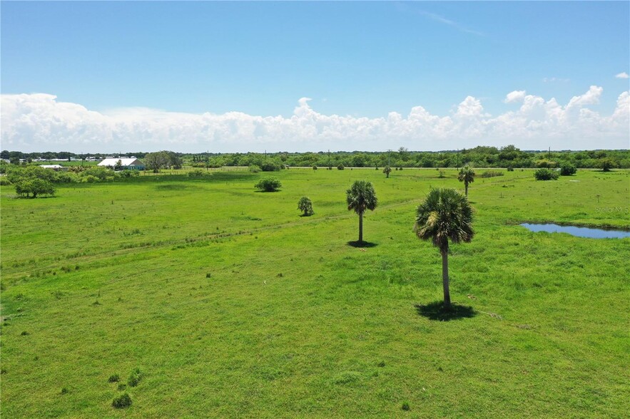 TBD SW 16th Ave, Okeechobee, FL à vendre - Photo de l’immeuble – Image 2 sur 5