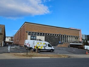 8300 Merrifield Ave, Fairfax, VA à louer Photo intérieure– Image 2 sur 13