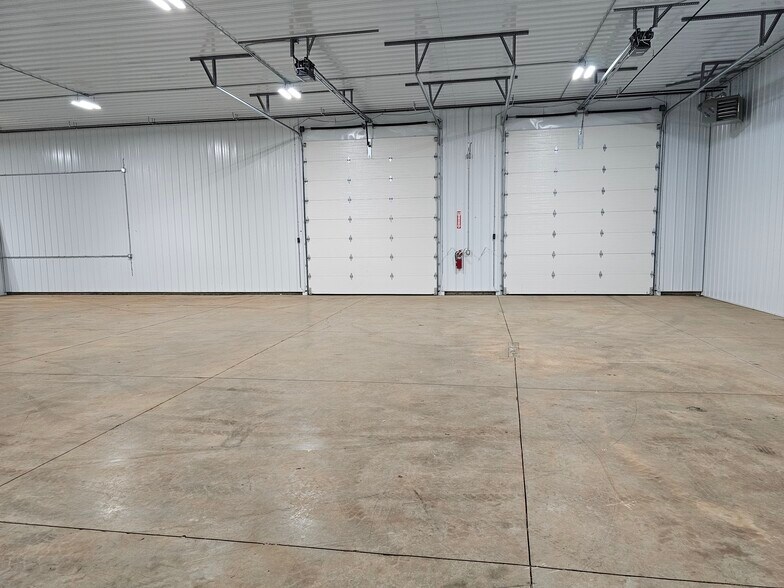 2000 E Manville Street, Tea, SD à louer - Photo de l’immeuble – Image 3 sur 9