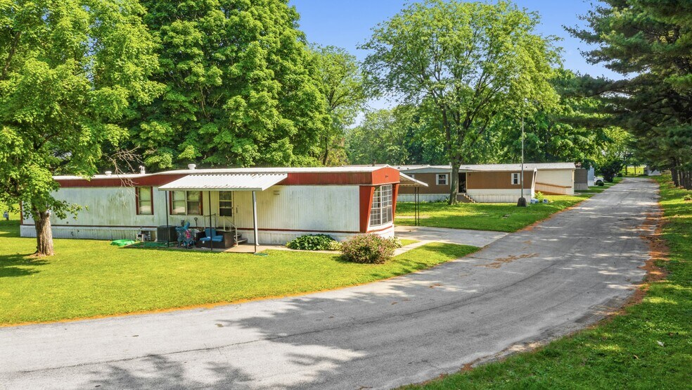 900 Regan Rd, Rock Falls, IL à vendre - Photo de l’immeuble – Image 2 sur 4