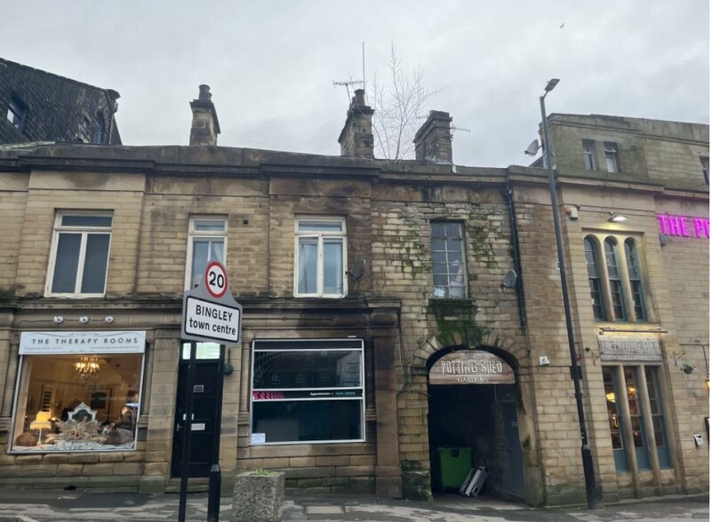 96 Main St, Bingley à louer - Photo principale – Image 1 sur 3