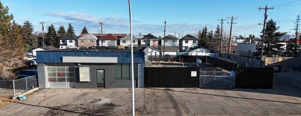 10117 158th St NW, Edmonton, AB à vendre - Photo de l’immeuble – Image 3 sur 3