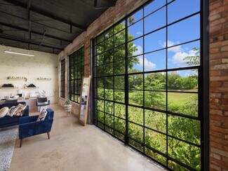 Plus de détails pour 1212 S Riverfront Blvd, Dallas, TX - Local commercial à vendre