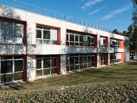 1 Rue Du Commandant Mouchotte, Paray-Vieille-Poste à louer - Photo de l’immeuble – Image 3 sur 22