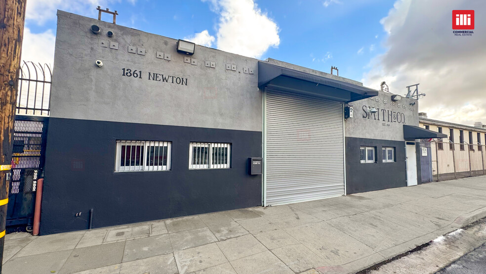 1361 Newton St, Los Angeles, CA à vendre - Photo de l’immeuble – Image 2 sur 13