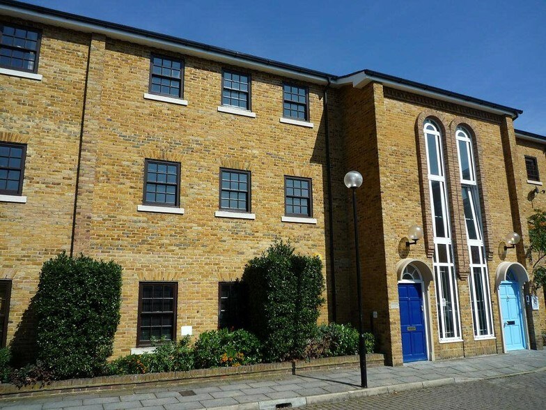 1 Acton Ln, Londres à vendre - Photo de l’immeuble – Image 3 sur 18