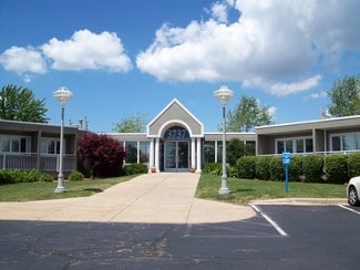 Plus de détails pour 3737 Lake Eastbrook Blvd SE, Grand Rapids, MI - Bureau à louer