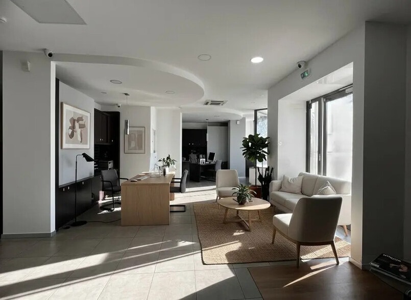 Local commercial dans Nice à louer - Photo intérieure – Image 1 sur 6