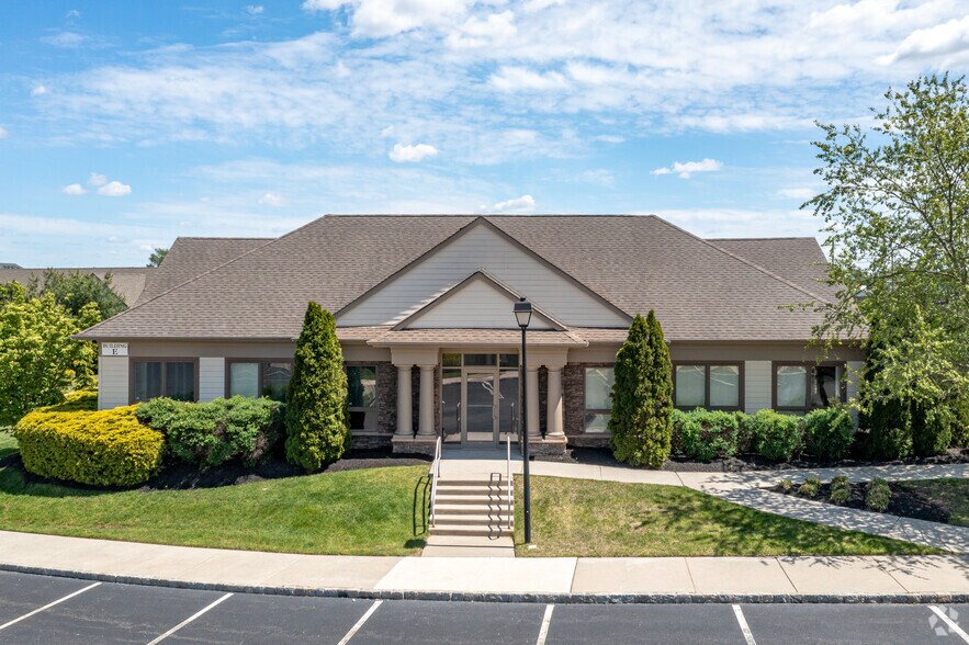 101 Lexington Rd, Woolwich, NJ à louer - Photo de l’immeuble – Image 3 sur 24
