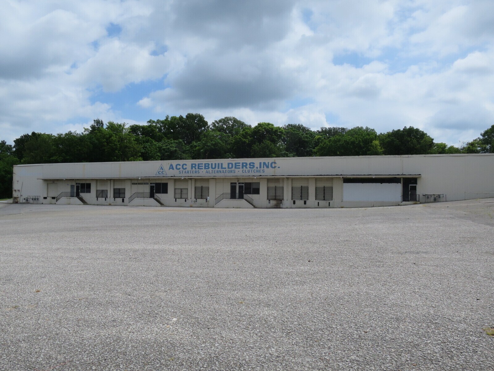 845 E E.H. Crump Blvd, Memphis, TN à vendre Photo de l’immeuble– Image 1 sur 9