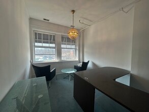 543-561 Lincoln Ave, Winnetka, IL à louer Photo intérieure– Image 1 sur 2