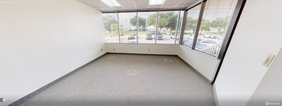 4545 Fuller Dr, Irving, TX à louer - Numérisation 3D Matterport – Image 2 sur 32
