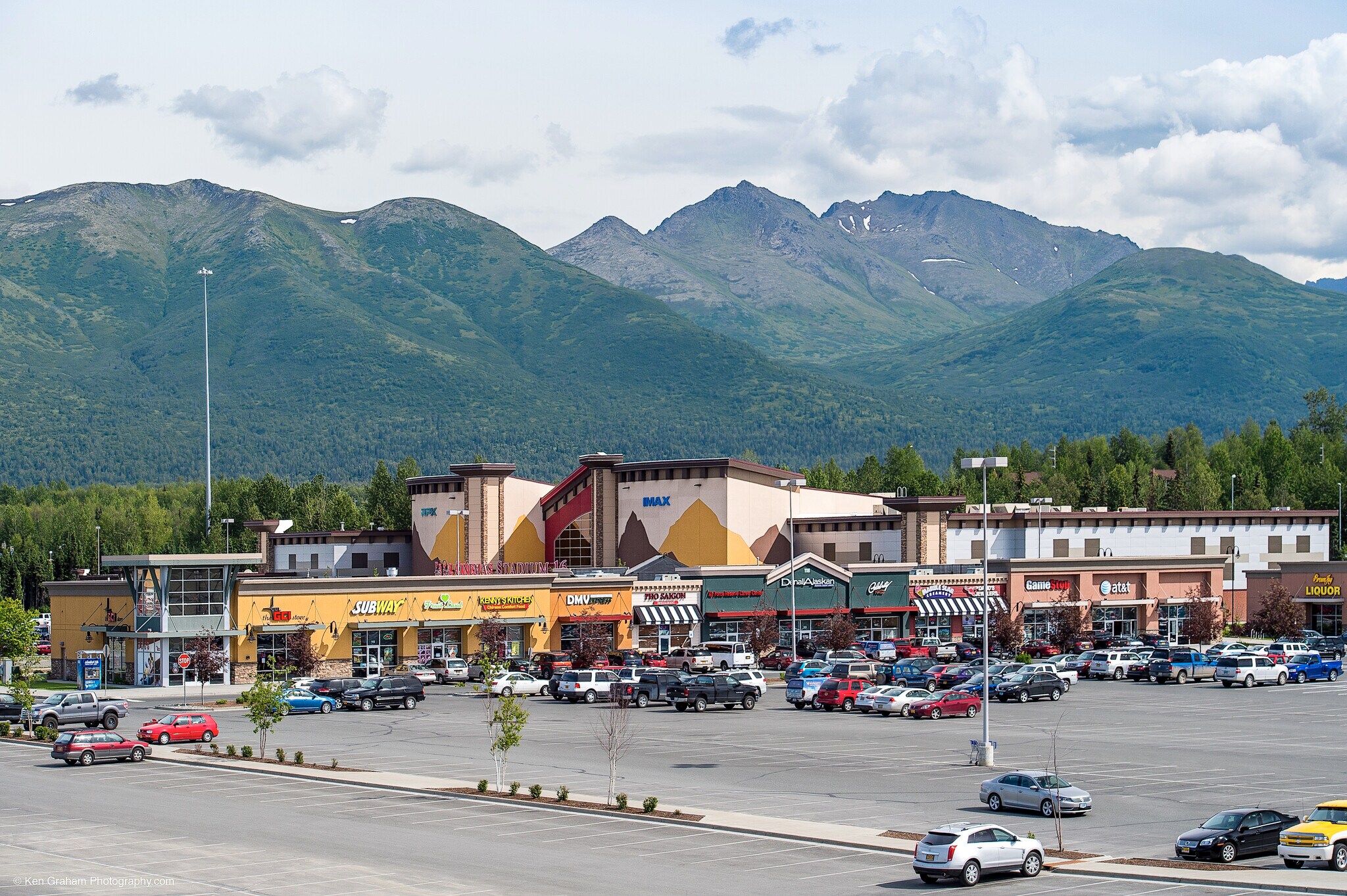 NE Glen Highway & Muldoon RD, Anchorage, AK à louer Photo de l’immeuble– Image 1 sur 3