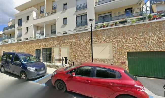 Plus de détails pour Local commercial à vendre