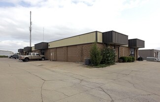 Plus de détails pour 413 N Walnut Ave, Broken Arrow, OK - Industriel/Logistique à vendre