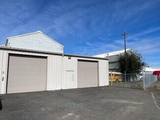 Plus de détails pour 108 N East St, Woodland, CA - Industriel/Logistique à louer