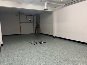 6382 Main St, North Branch, MN à louer Photo intérieure– Image 1 sur 2