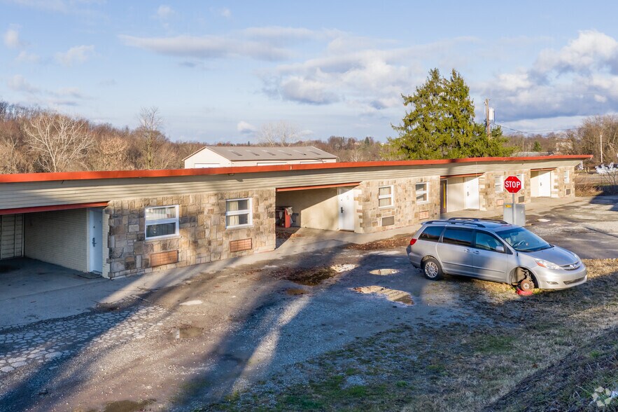 13930 State Route 30, North Huntingdon, PA à vendre - Photo de l’immeuble – Image 3 sur 5